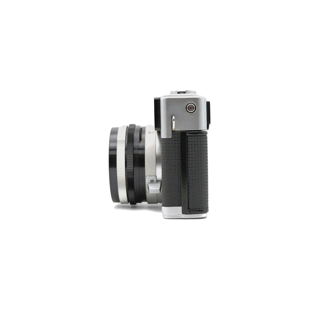 Olympus 35 LC 35mm film camera, side