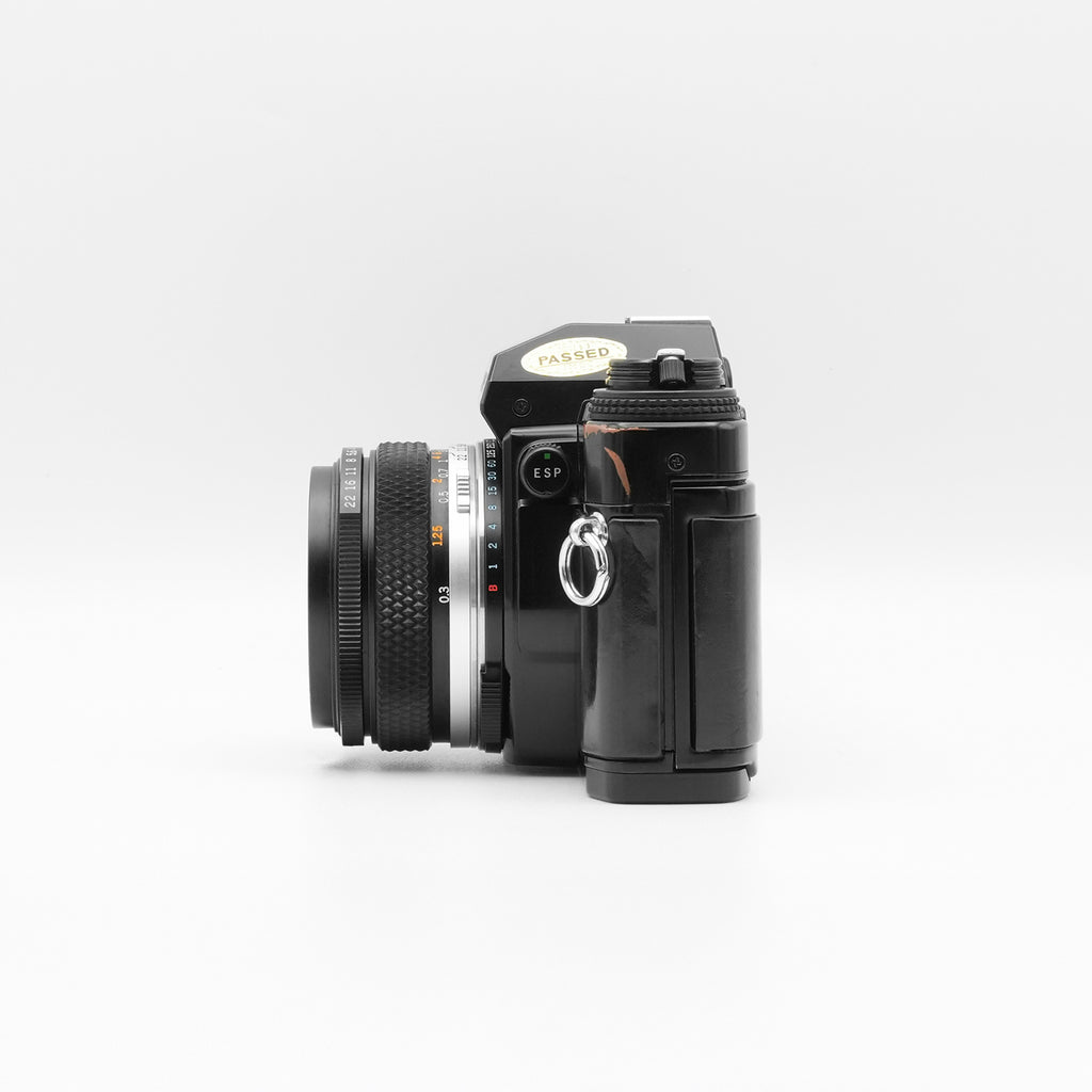 Olympus OM40 Program - Zuiko 28mm f2.8 Lens image 1