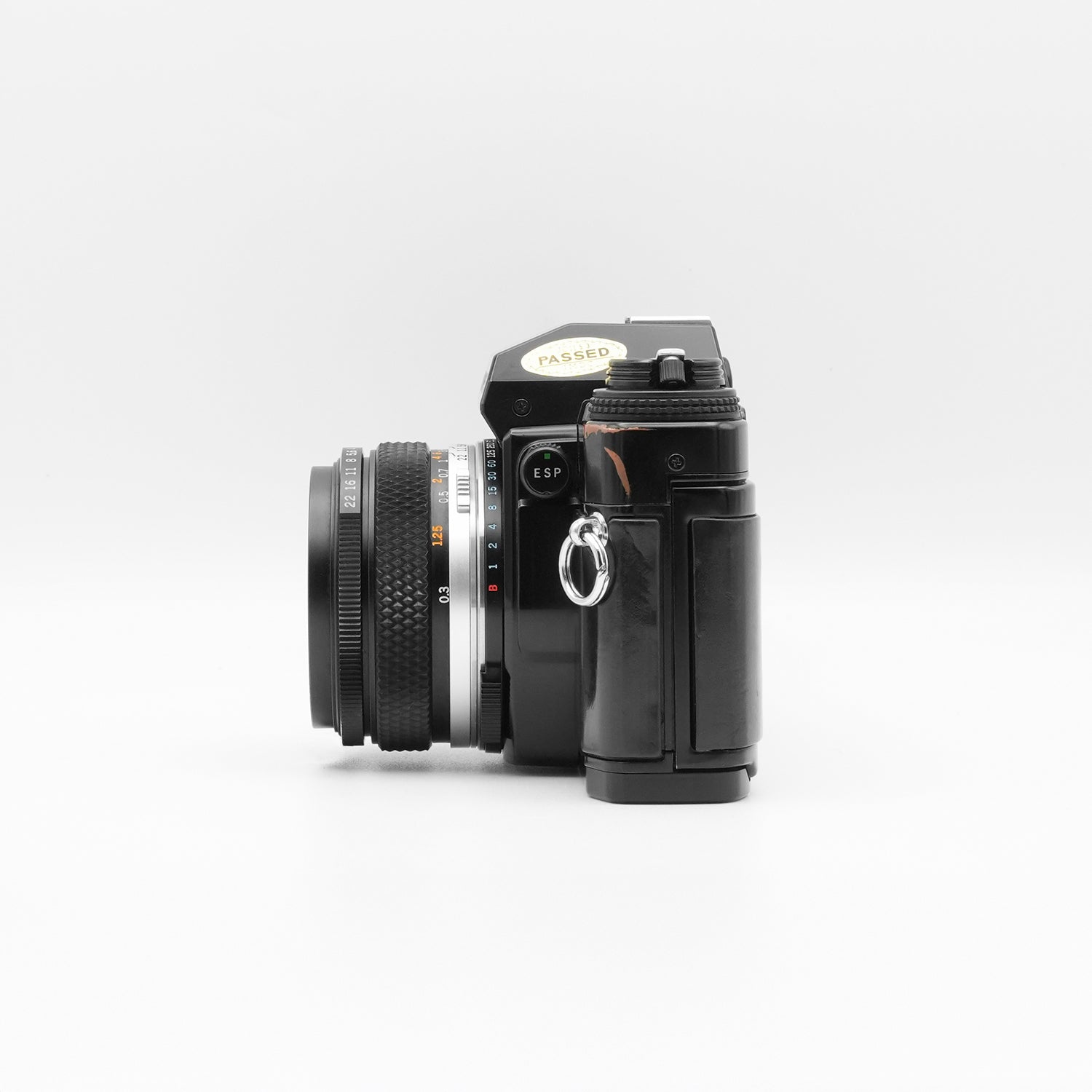 Olympus OM40 Program - Zuiko 28mm f2.8 Lens image 1