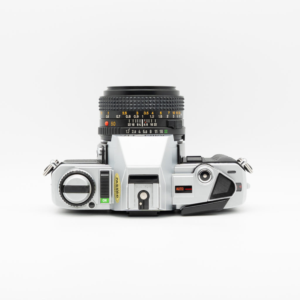 Minolta X-300 - 50mm f1.7 MD Lens image 3