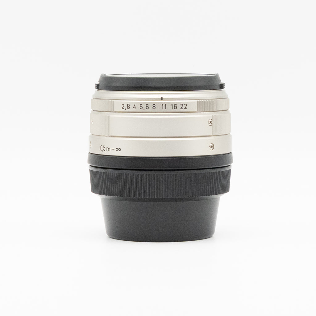 Carl Zeiss Biogon T* 28mm f2.8 image 2