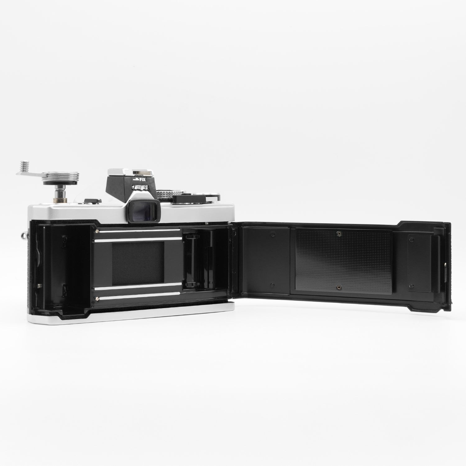 Olympus OM-1 - 50mm f1.8 Lens