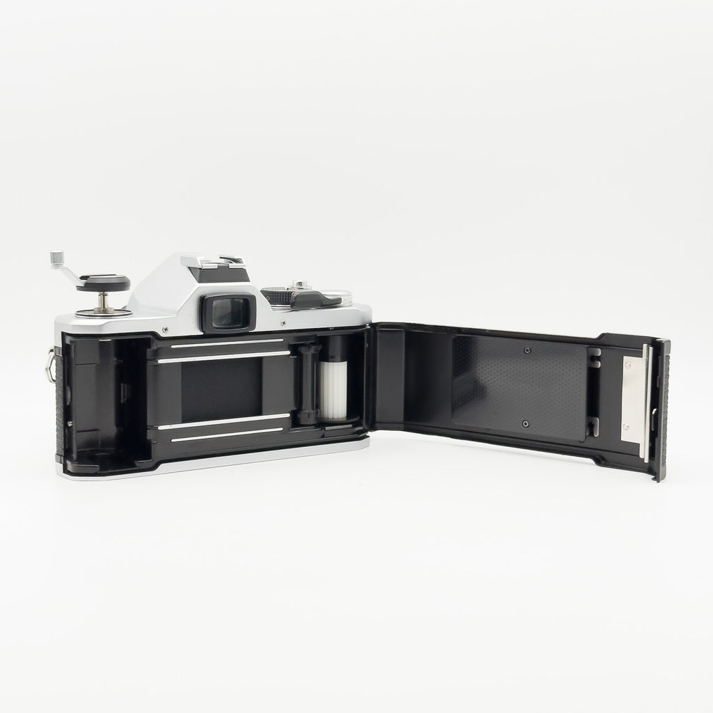 Pentax MX silver film door open