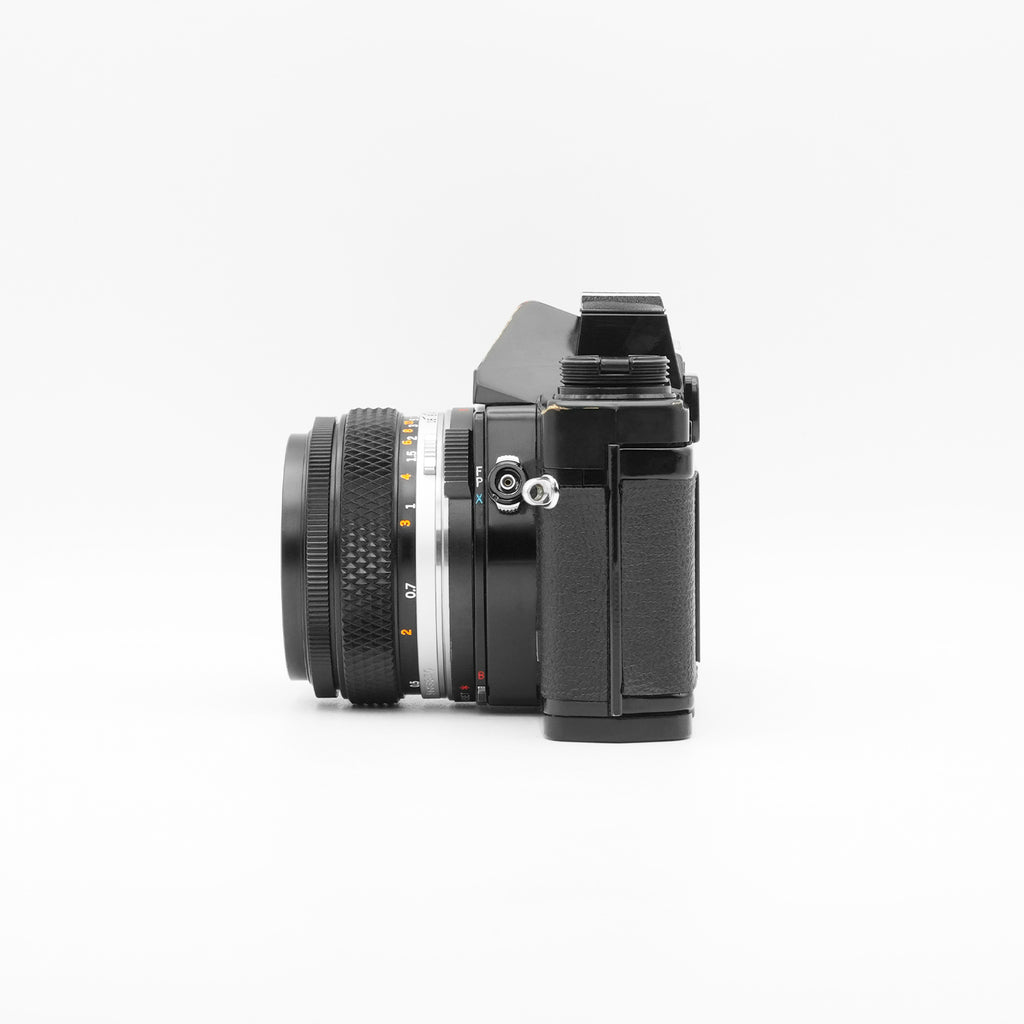 Olympus OM2 - Zuiko 50mm f1.8 Lens image 1