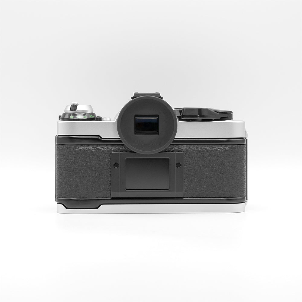 Canon AE-1 Program - 50mm f1.8 image 2