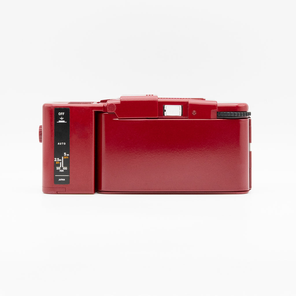 Olympus XA2 - Limited Heart Red Edition image 2