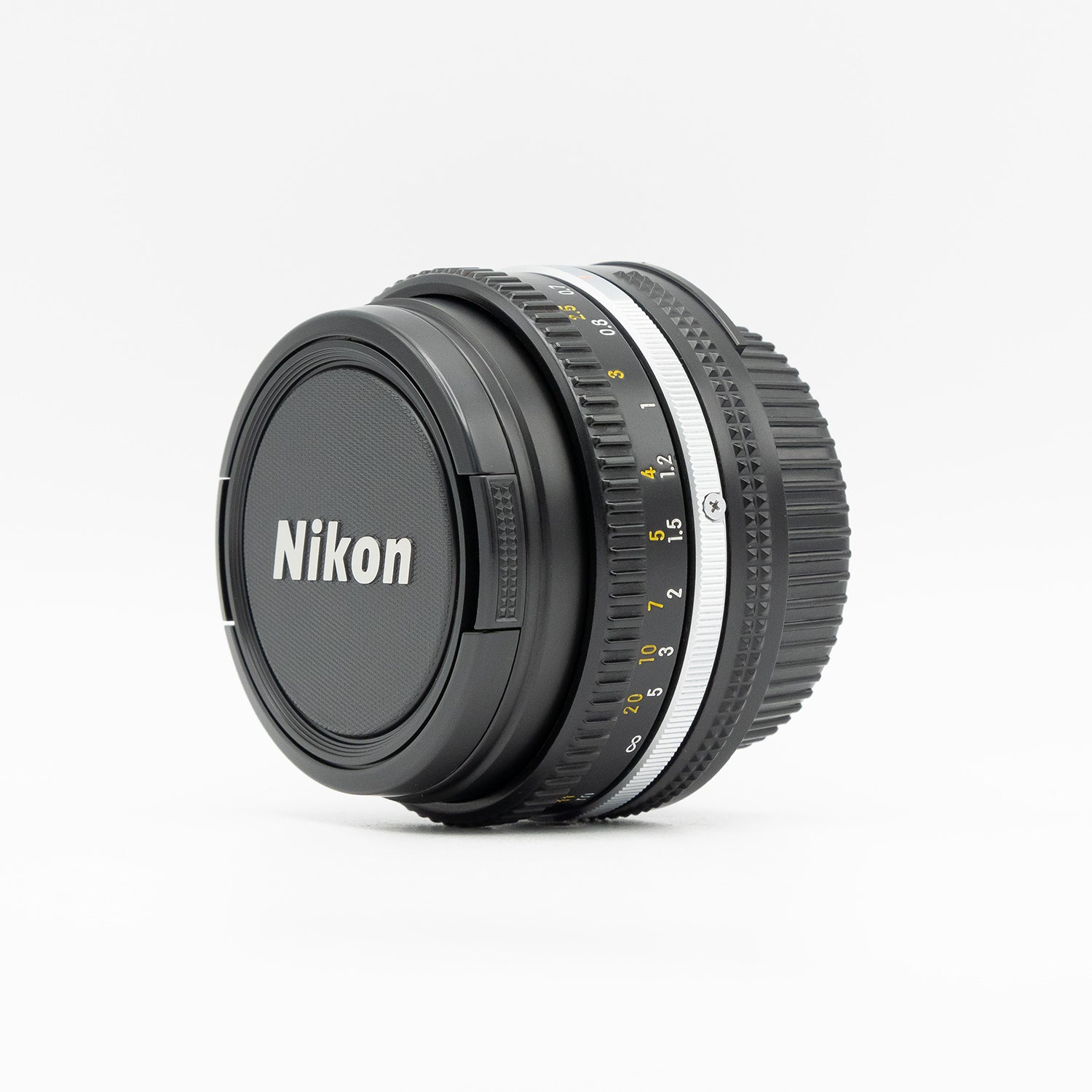 Nikkor 50mm f1.8 Ai-S (0.6m) image 4