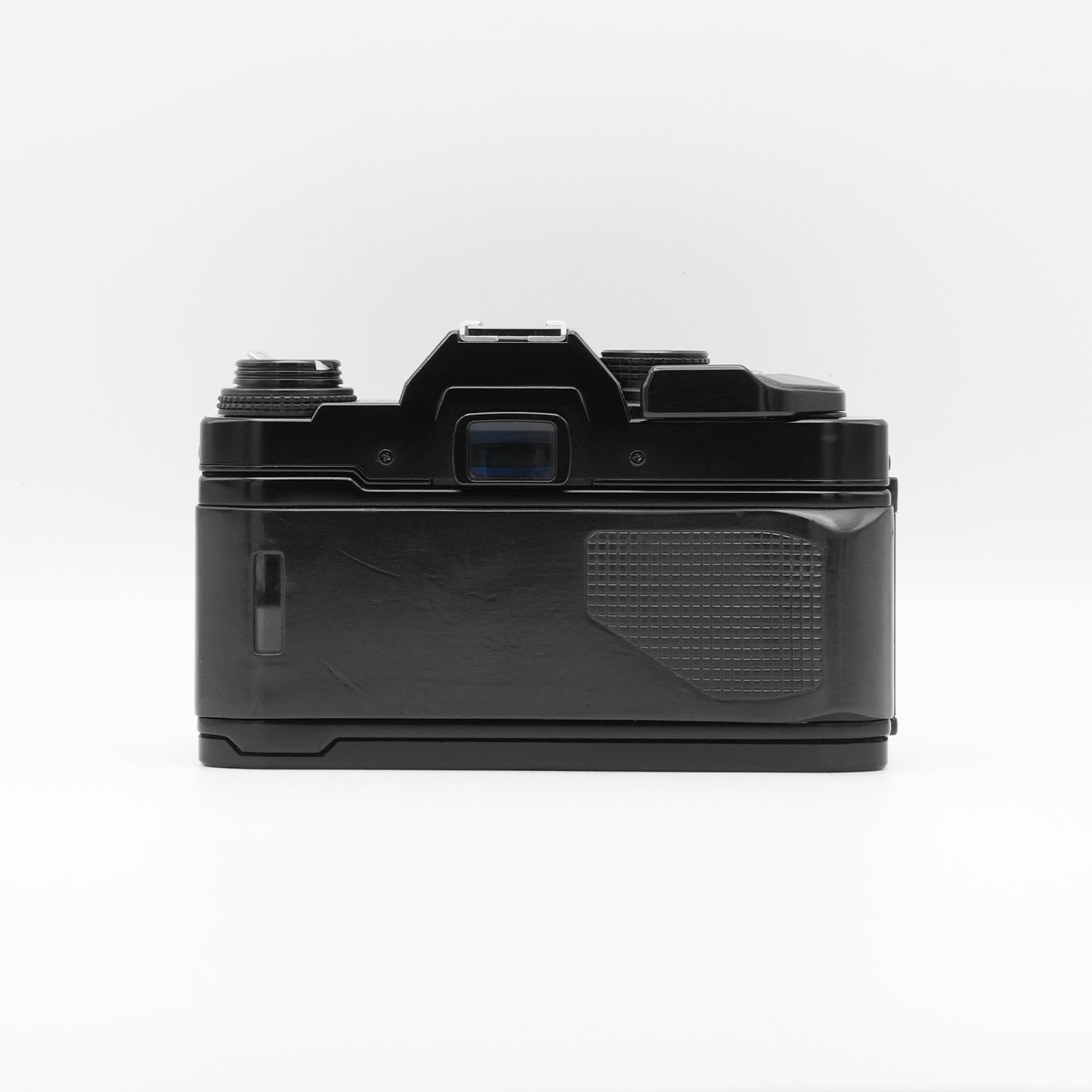 Olympus OM40 Program - Zuiko 28mm f2.8 Lens image 2