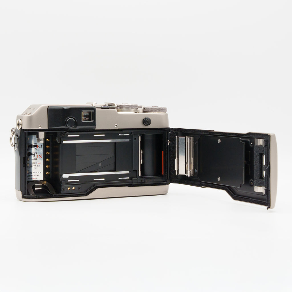 Contax G1 - Body image 6