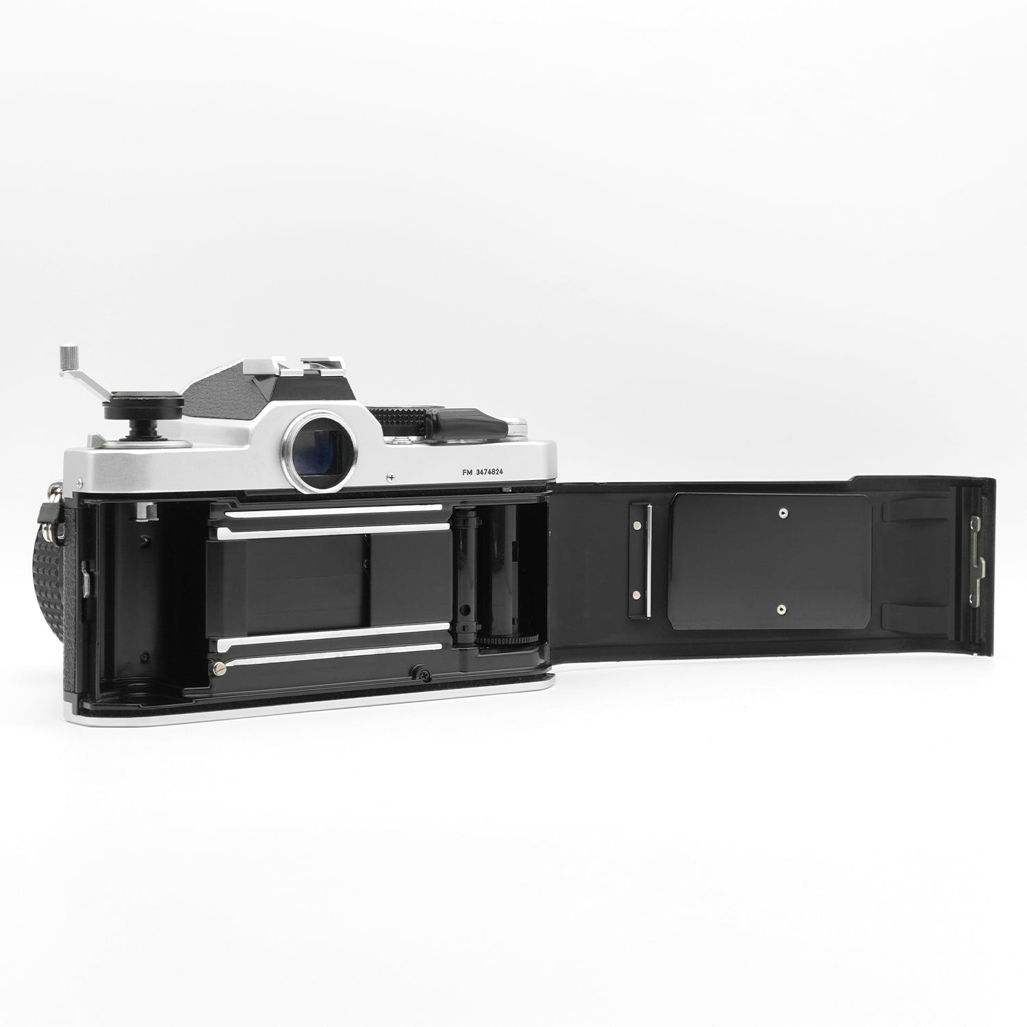 Nikon FM - 50mm f1.8 Lens image 4