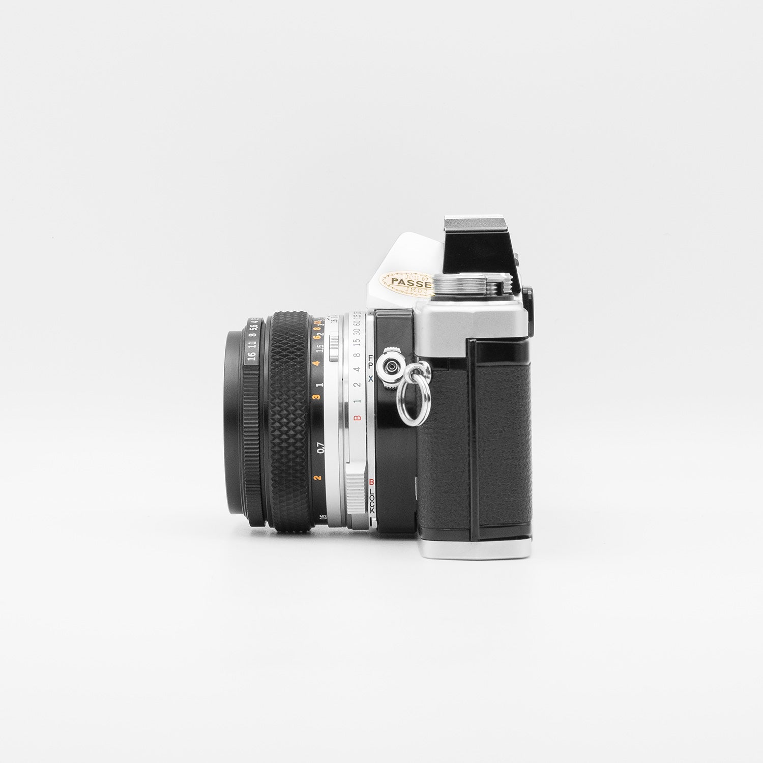 Olympus OM2n side view