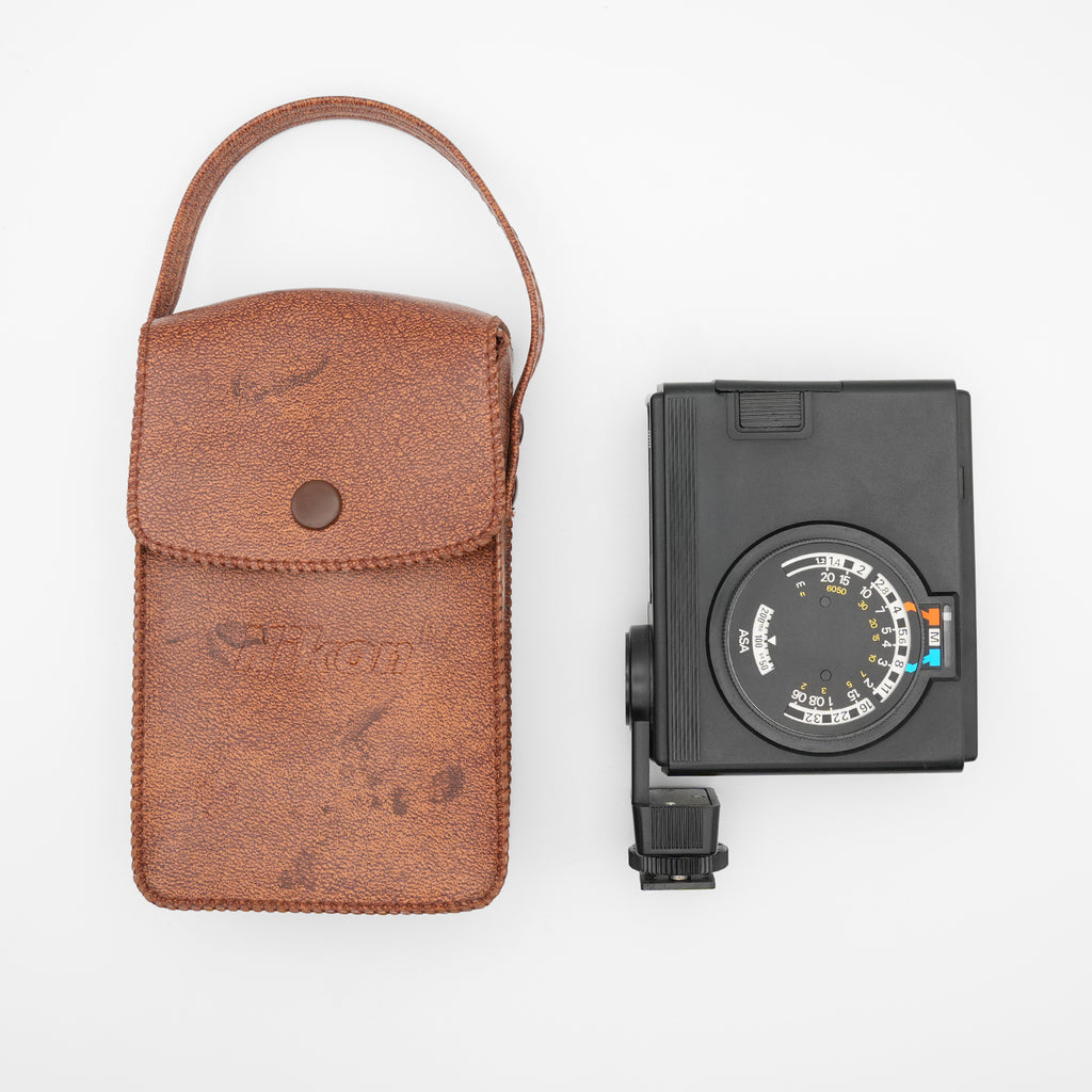 Nikon Speedlight SB-10 Flash