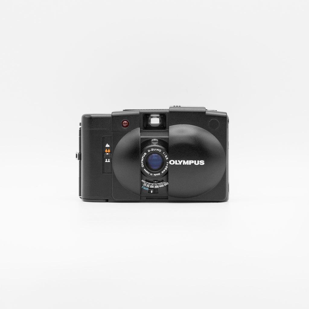 Olympus XA2