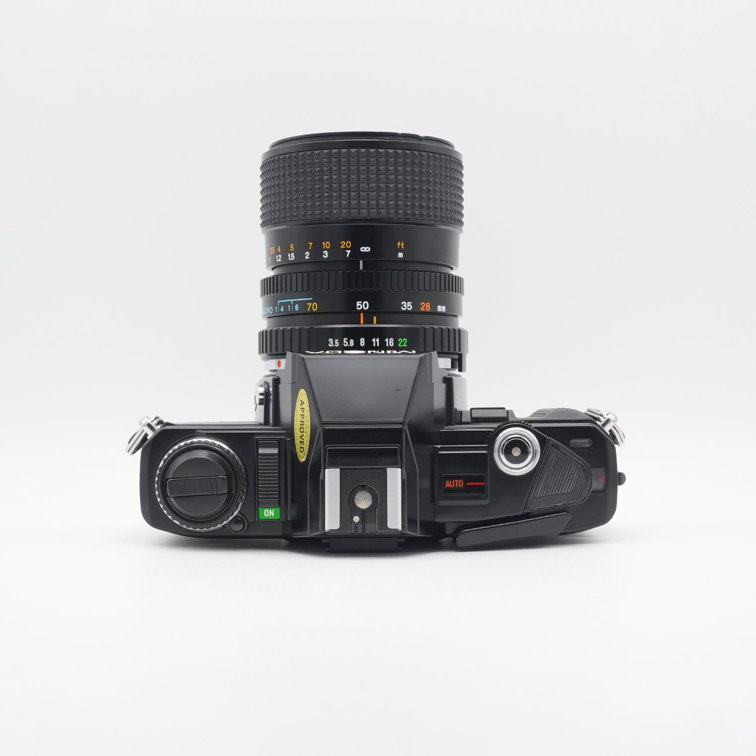 Minolta X-300 - 28-70mm MD Zoom